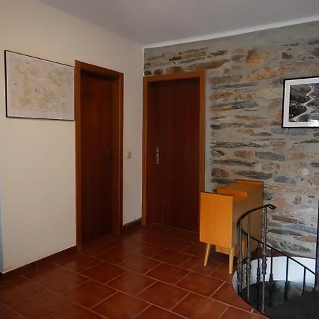 בית נופש Casa Da Pracica, Serapicos Vale de Frades