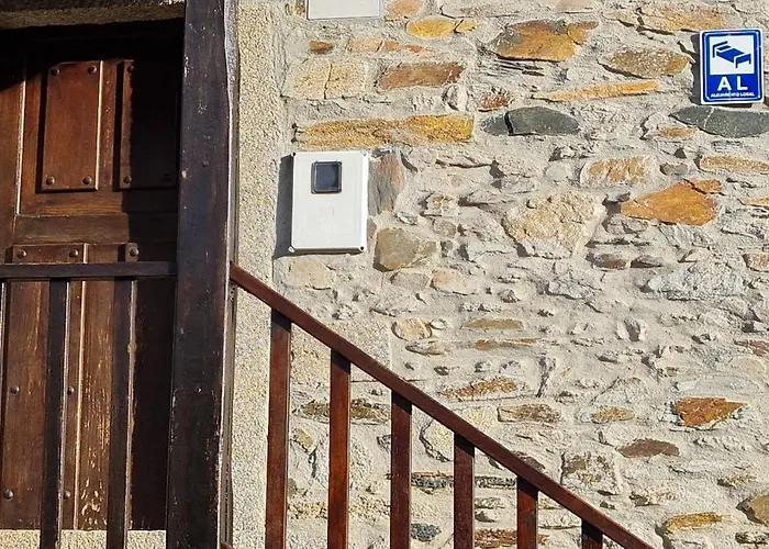 Casa Da Pracica, Serapicos Hébergement de vacances *